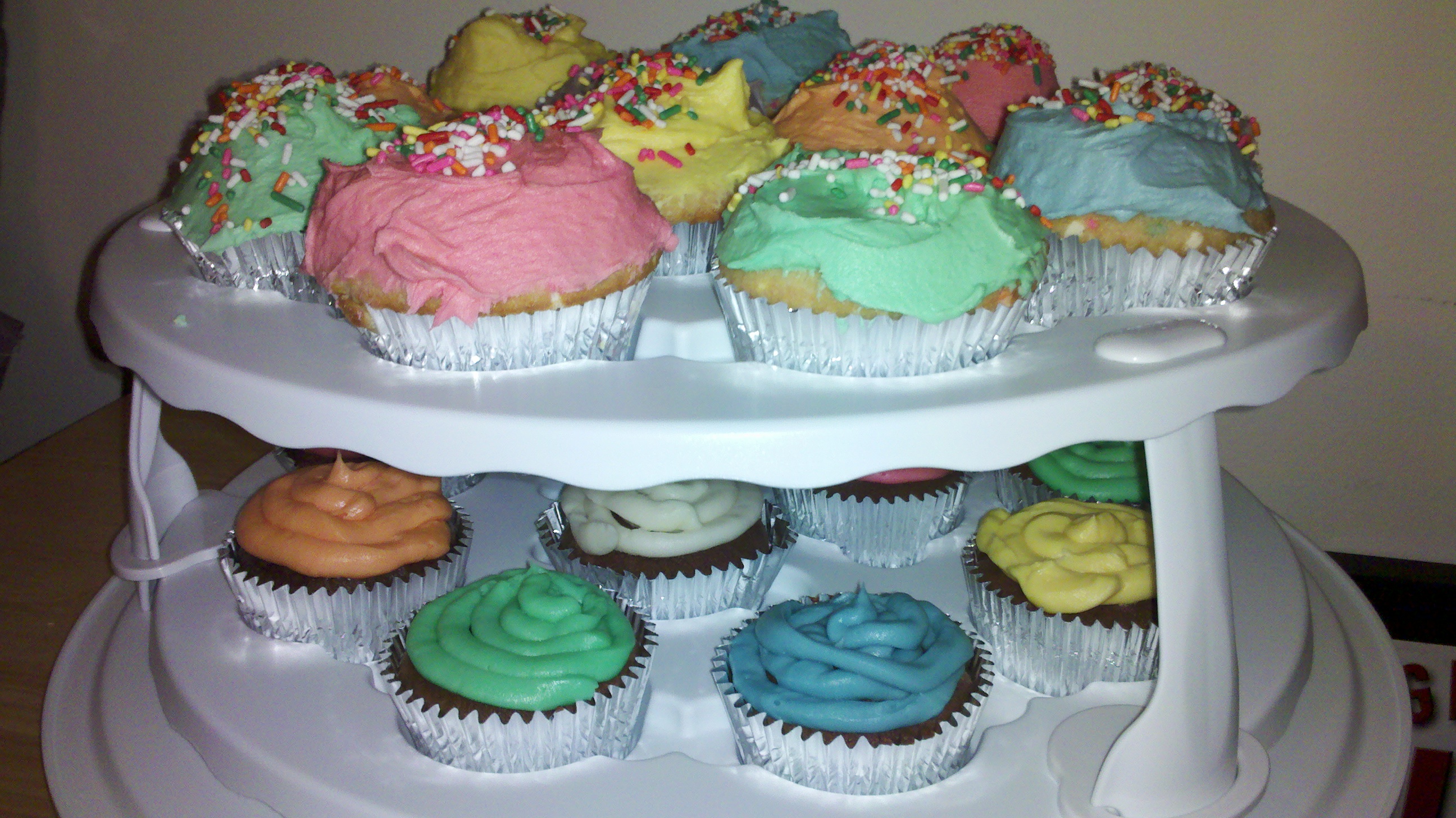 10th birthday - cupcakes